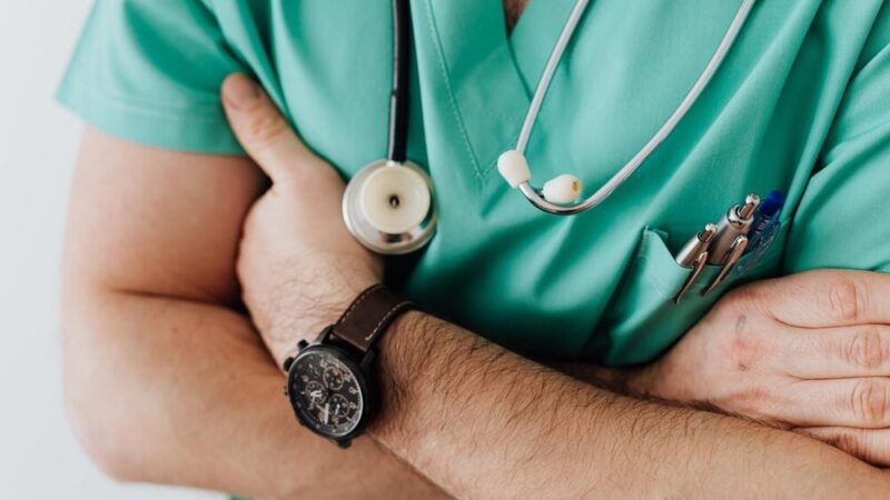 Zwolnienia lekarskie z powodu zaburzeń psychicznych osiągają rekordowe liczby w Polsce