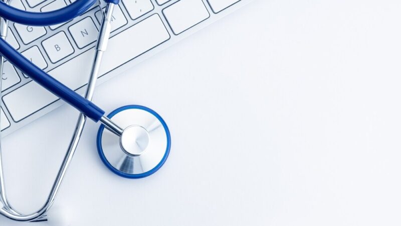 Rehabilitacyjne wakacje dla dzieci rolników – oferta KRUS 2026