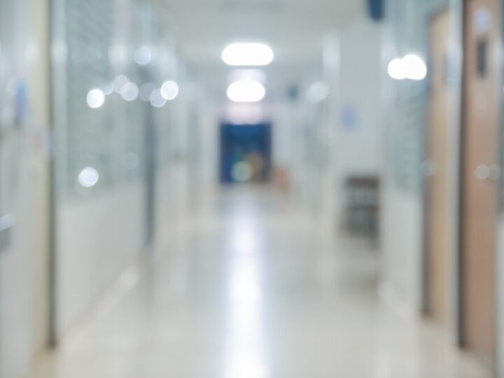 Kupuj drób tylko z legalnych źródeł, aby uniknąć chorób zakaźnych