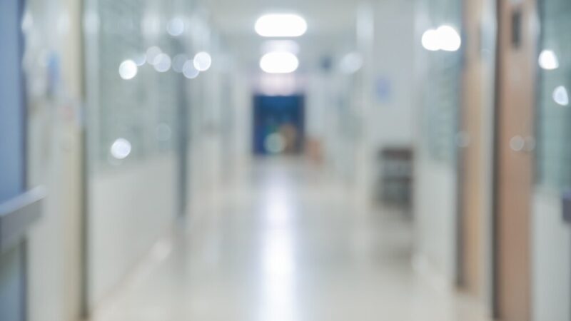Kupuj drób tylko z legalnych źródeł, aby uniknąć chorób zakaźnych